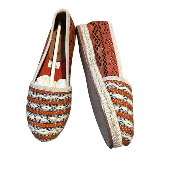 Women's Cobra Society Molly Lazer Cut Tapestry Espadrille Flats Size 38 (8) NIB - Picture 1 of 12